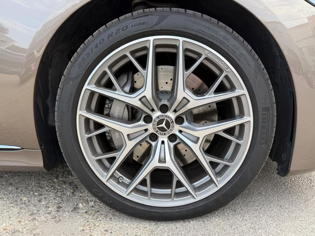 Mercedes-Benz S-Klasse