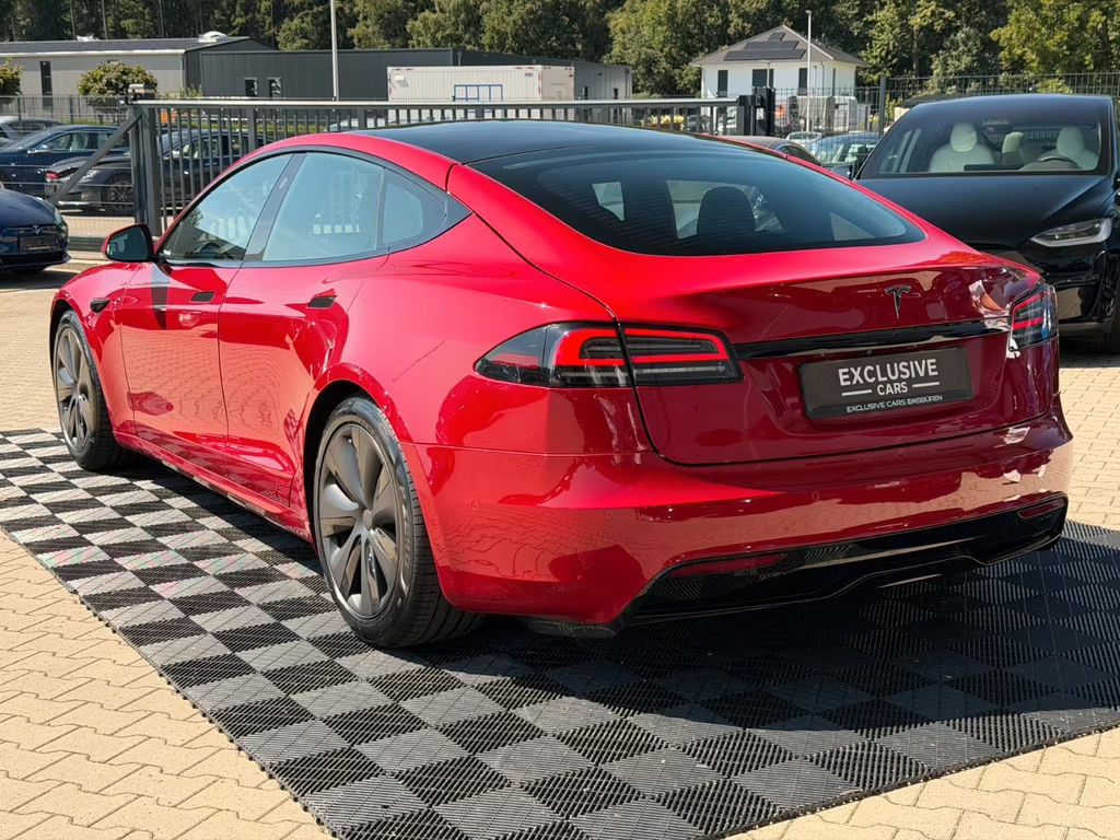 Tesla Model S