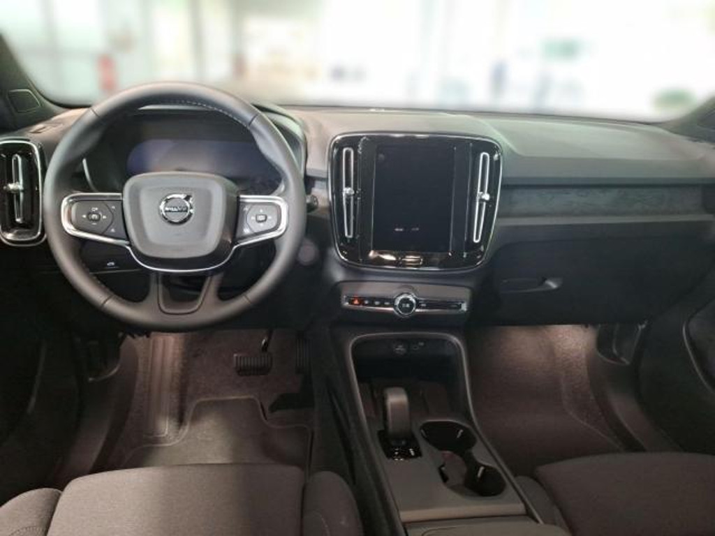 Volvo EX40