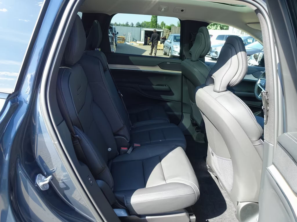 Volvo EX90
