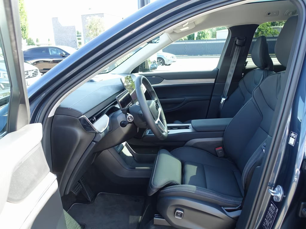 Volvo EX90