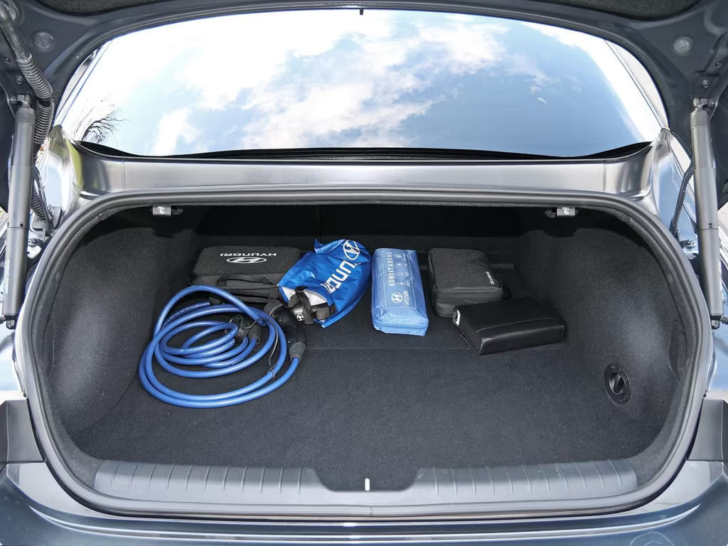 Hyundai IONIQ 6