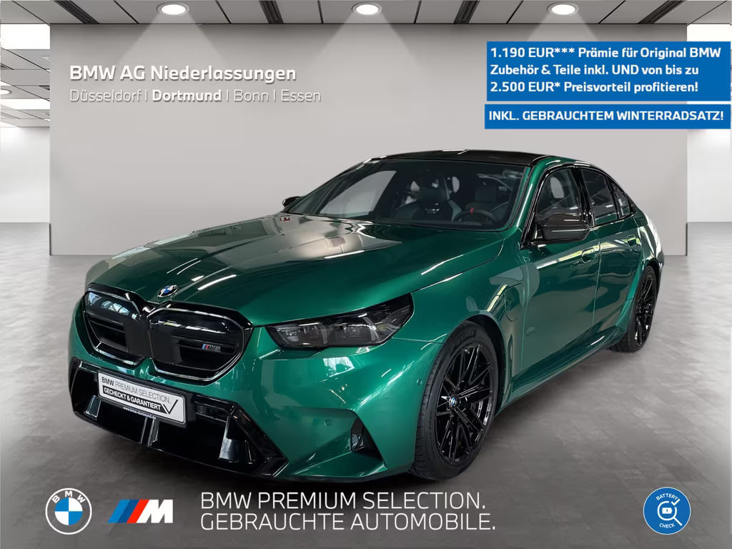 BMW M5 Sedan