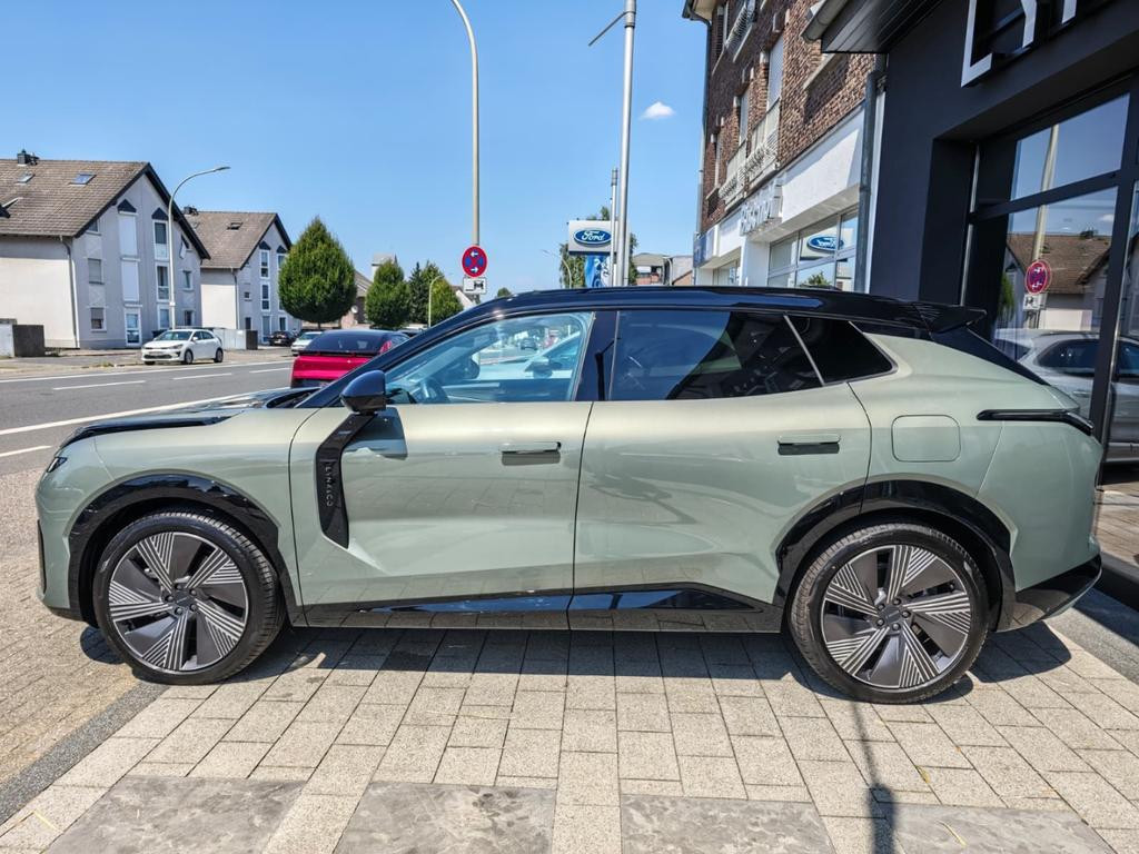 Lynk&Co 08