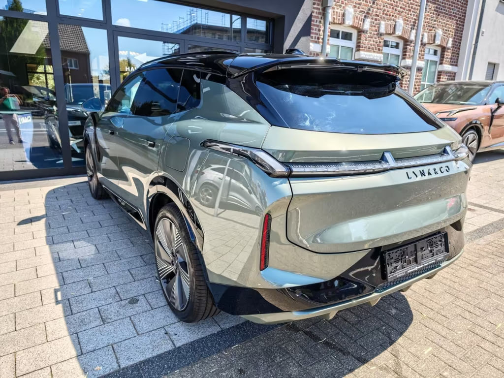 Lynk&Co 08