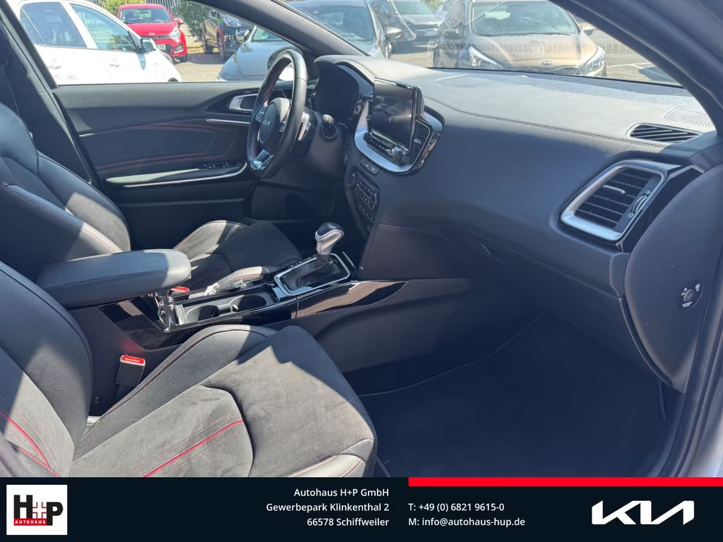 Kia ProCeed