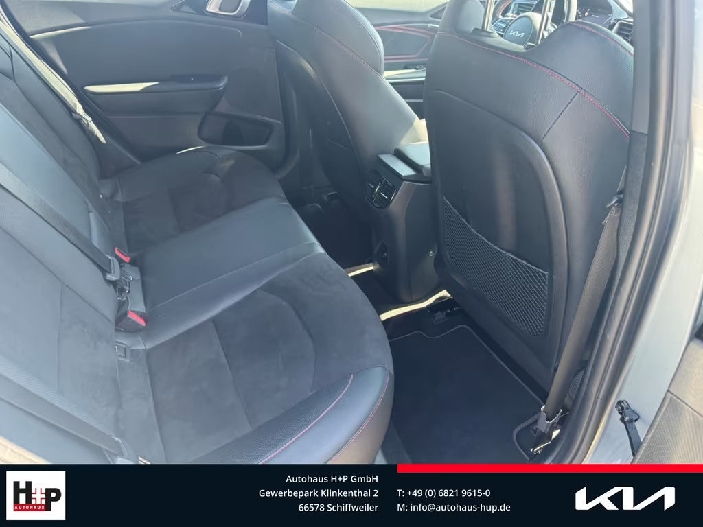 Kia ProCeed