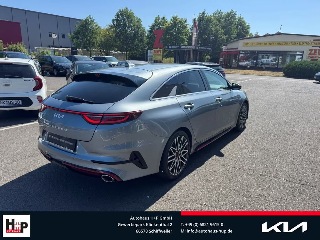 Kia ProCeed