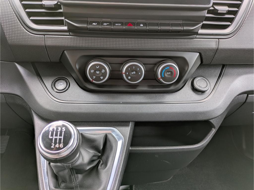 Nissan Primastar