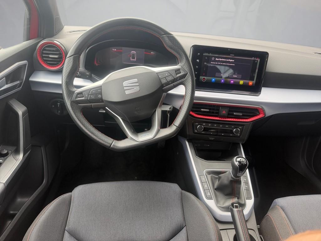 Seat Arona