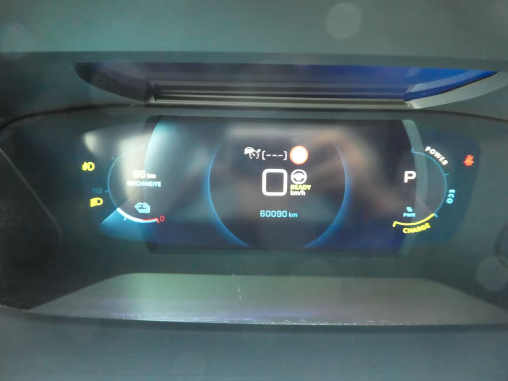 Peugeot e-2008