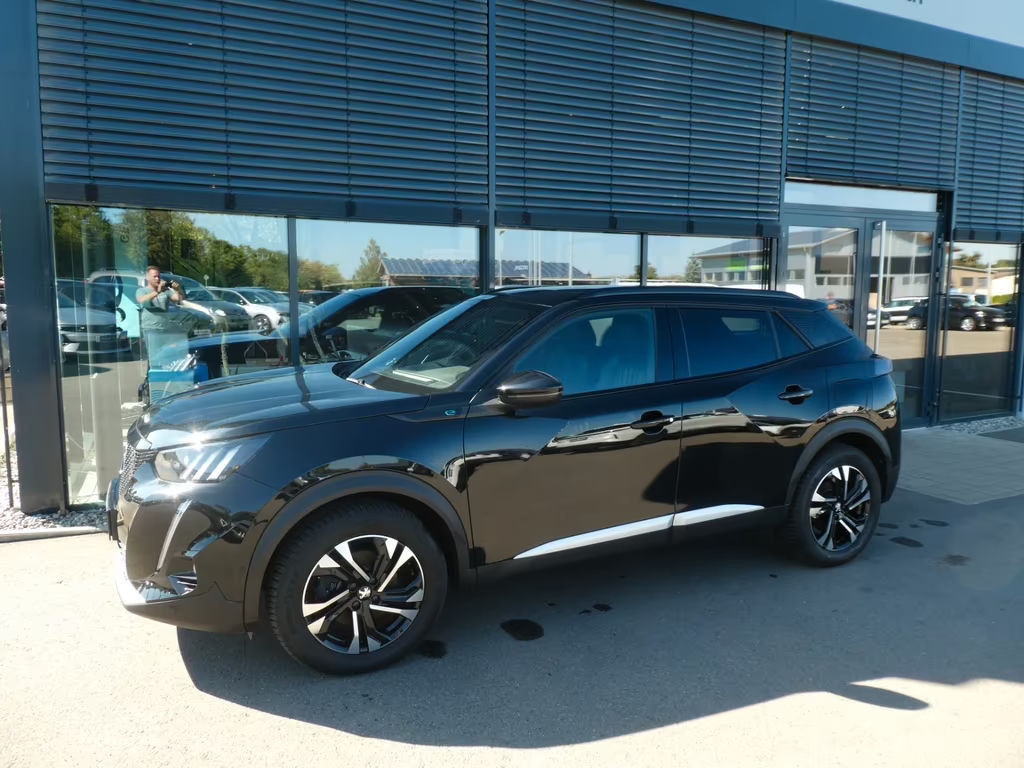 Peugeot e-2008
