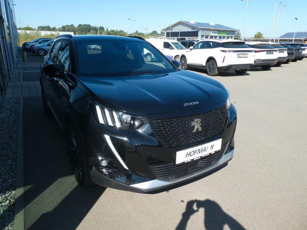 Peugeot e-2008