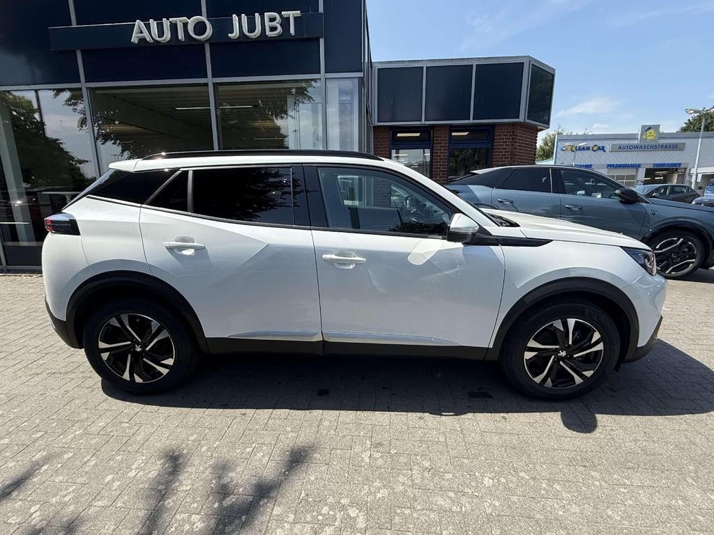 Peugeot e-2008
