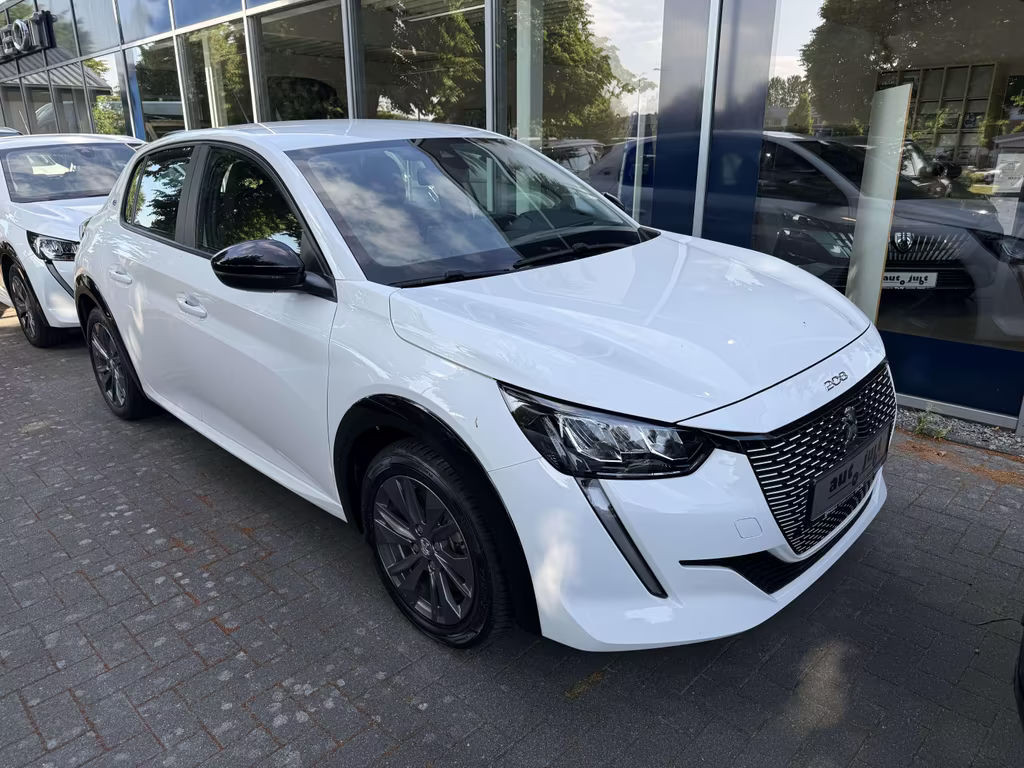 Peugeot e-208 Active Pack