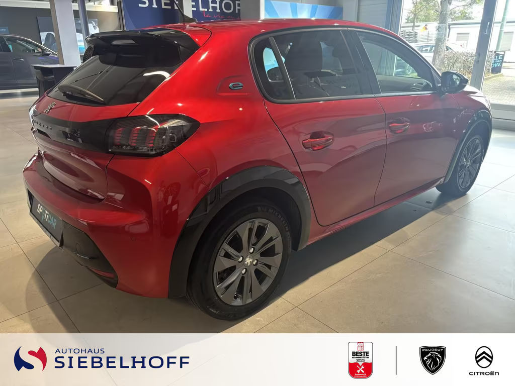 Peugeot e-208