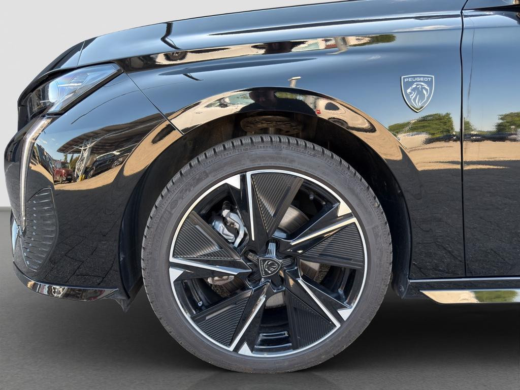 Peugeot e-308