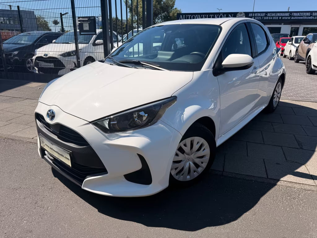 Toyota Yaris Business Hybride