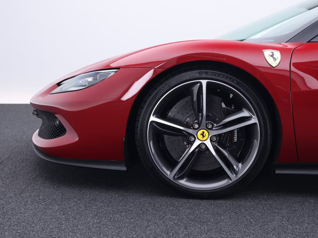 Ferrari 296
