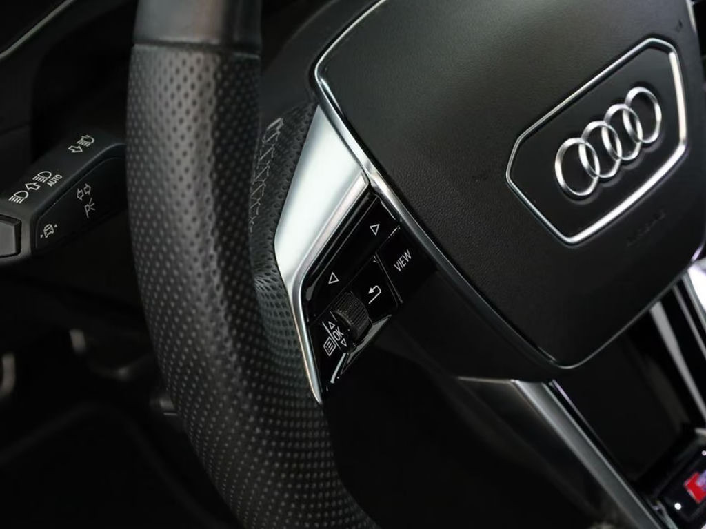 Audi S7