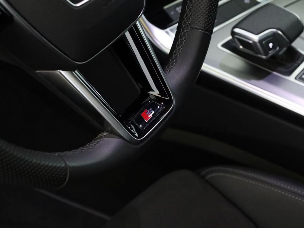 Audi S7