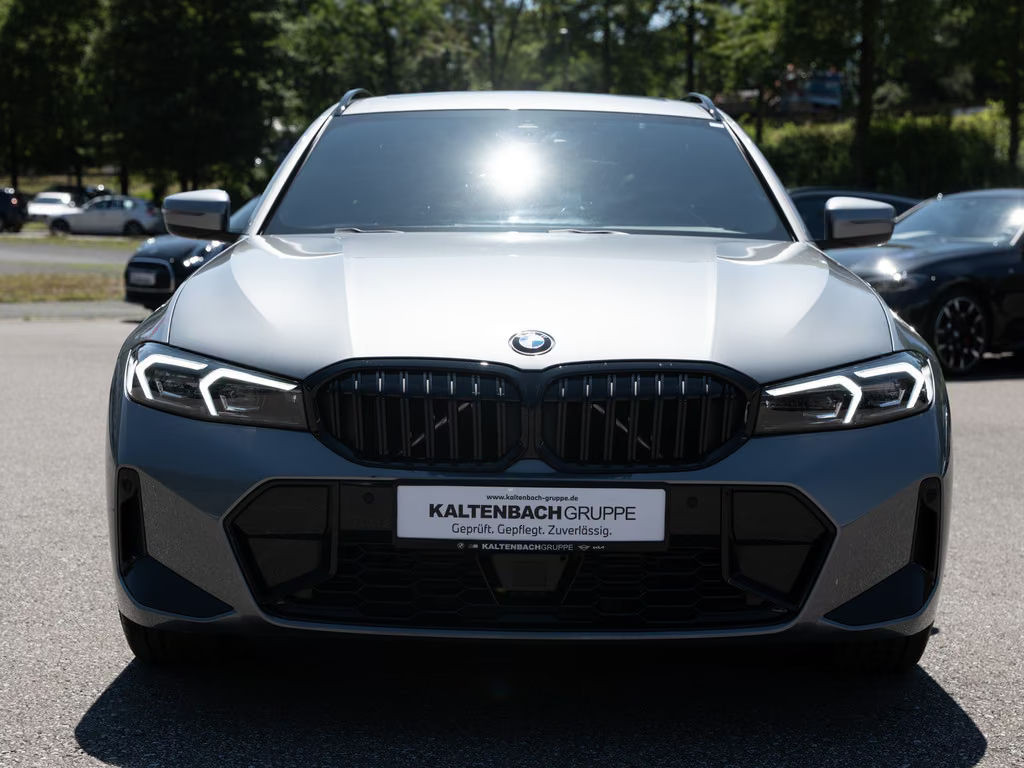 BMW 3 Serie 320 M-Sport xDrive Touring 320d