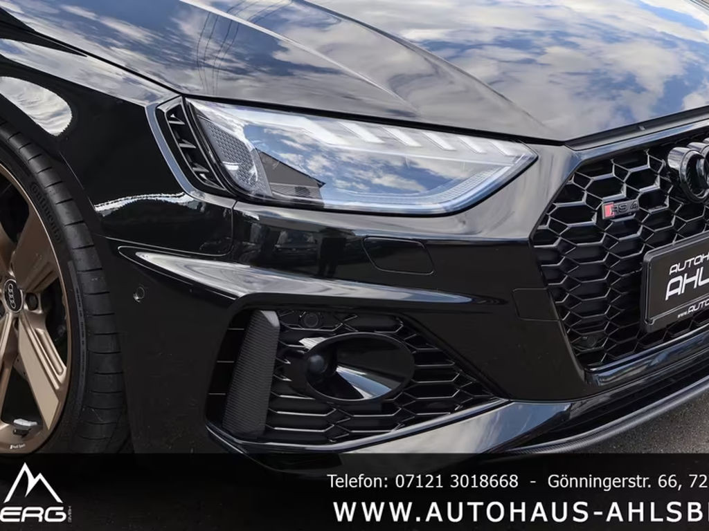 Audi RS4