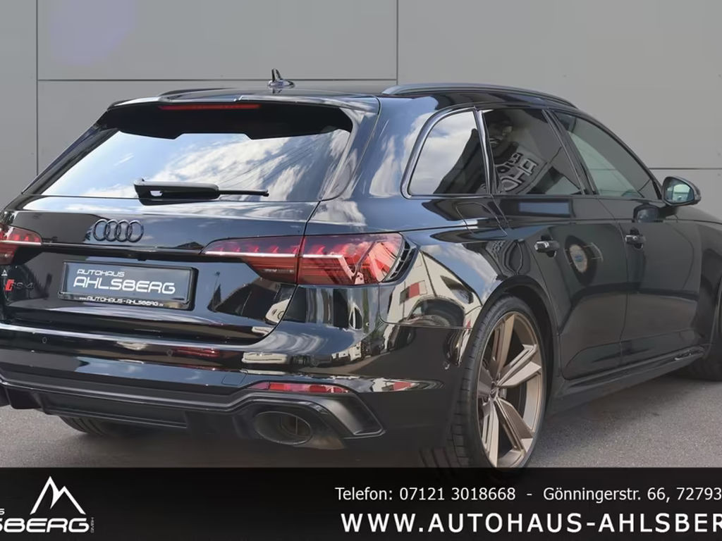 Audi RS4