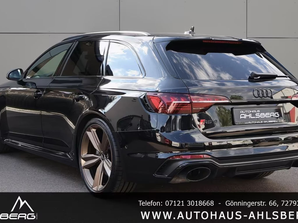 Audi RS4