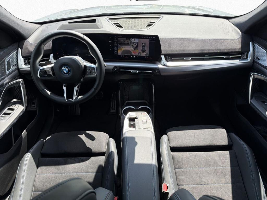 BMW iX2