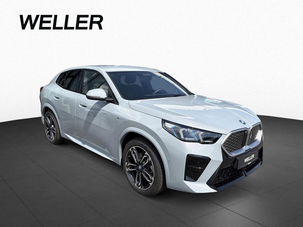 BMW iX2