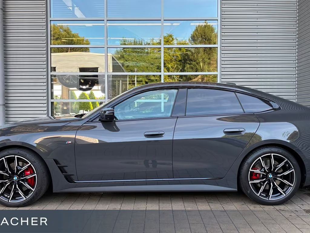 BMW M440