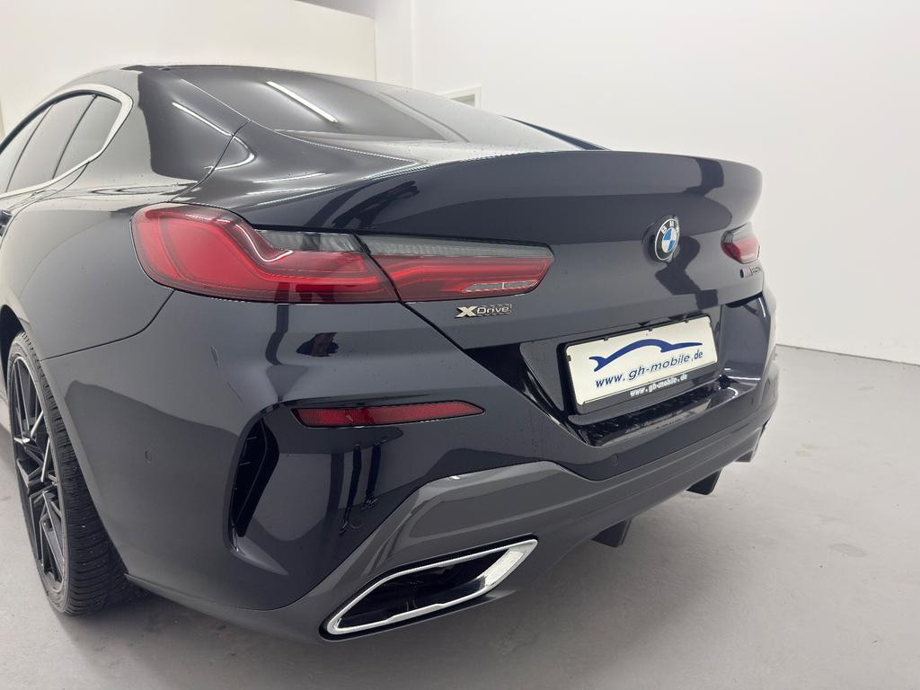 BMW M850