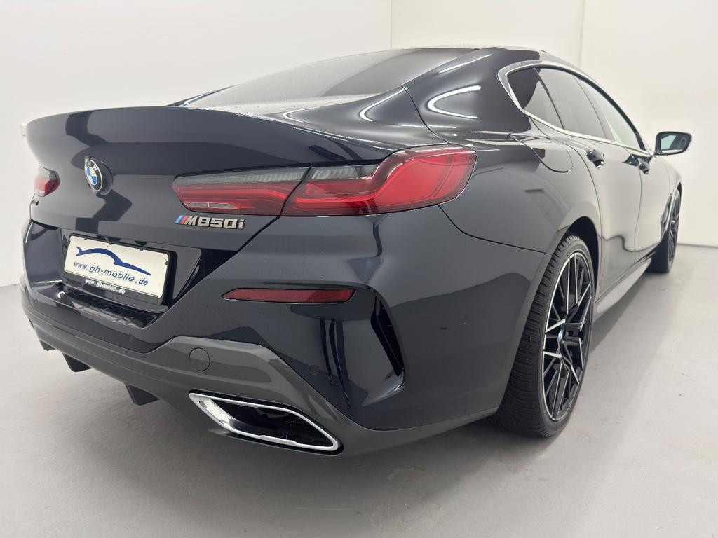 BMW M850