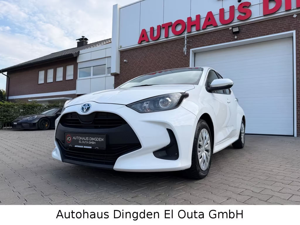 Toyota Yaris Business Hybride