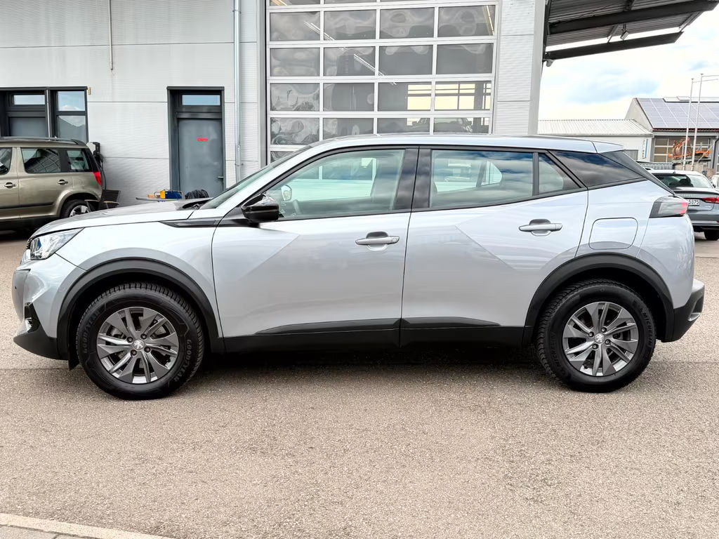 Peugeot e-2008