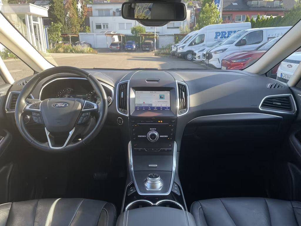 Ford S-Max