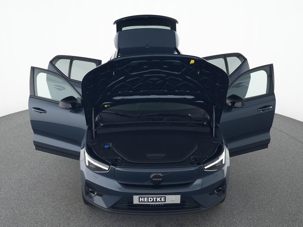 Volvo EX40