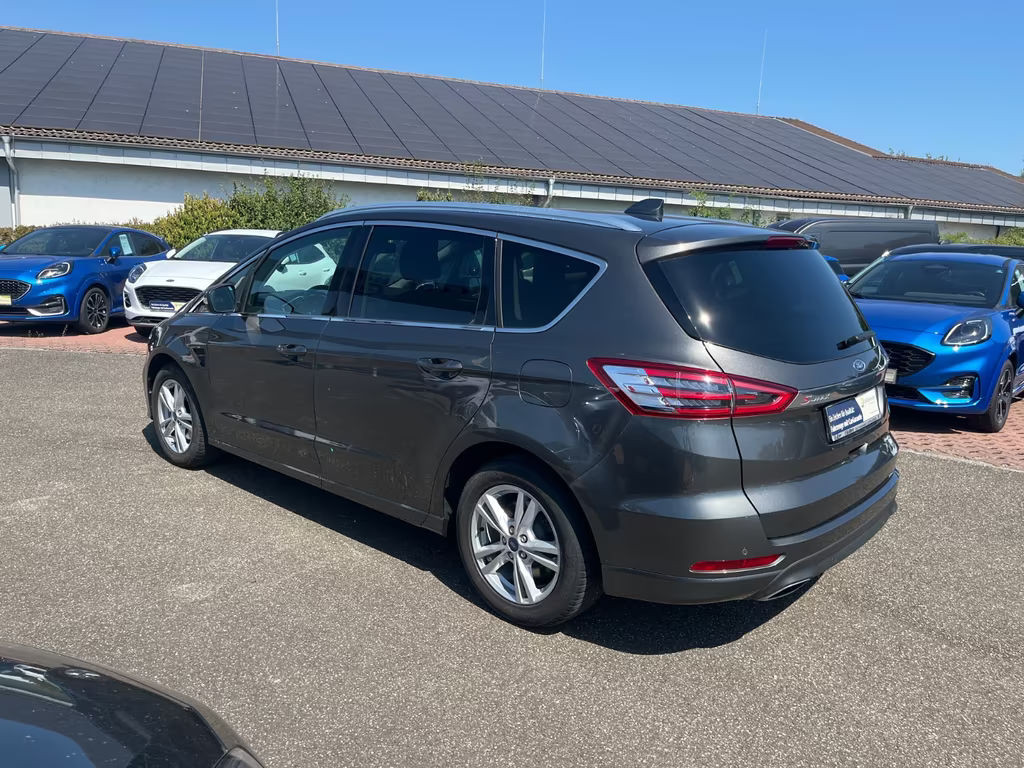 Ford S-Max