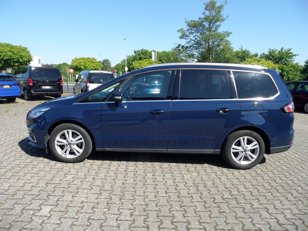 Ford Galaxy Titanium