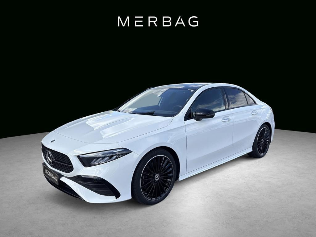 Mercedes-Benz A-Klasse A 220 AMG Line A 220 d