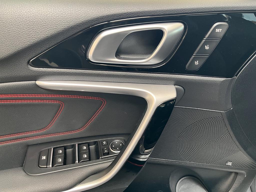 Kia ProCeed