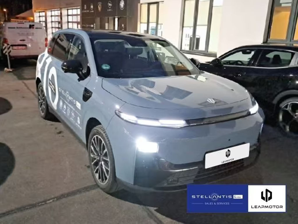 Leapmotor B10
