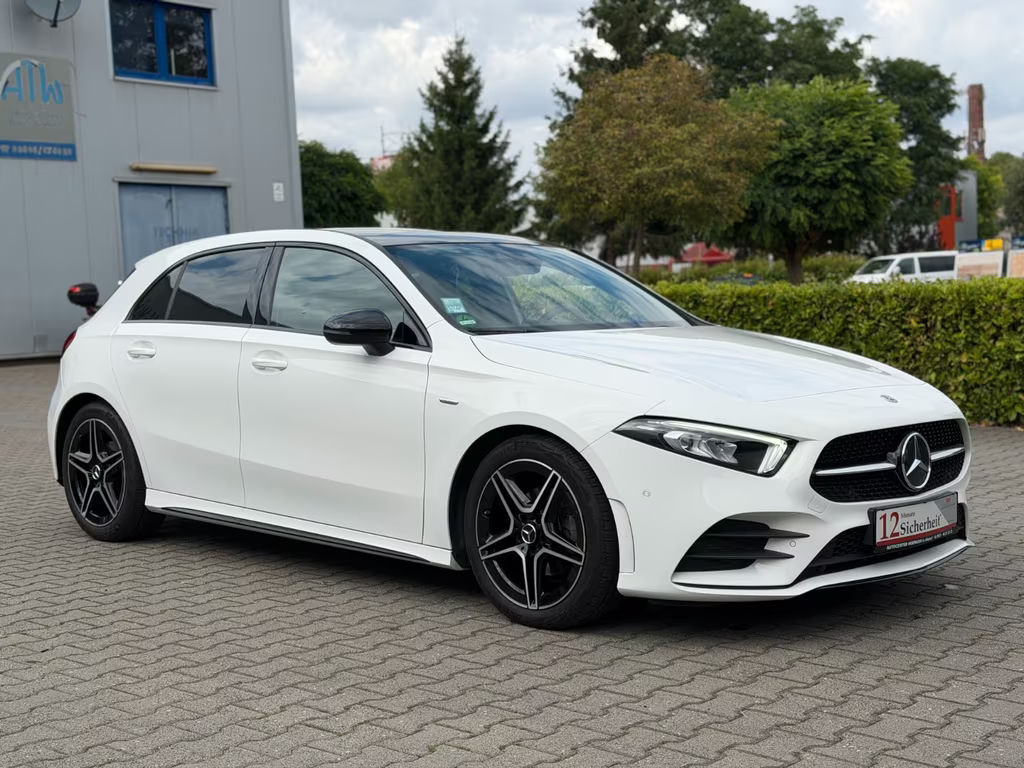 Mercedes-Benz A-Klasse A 180 AMG Line
