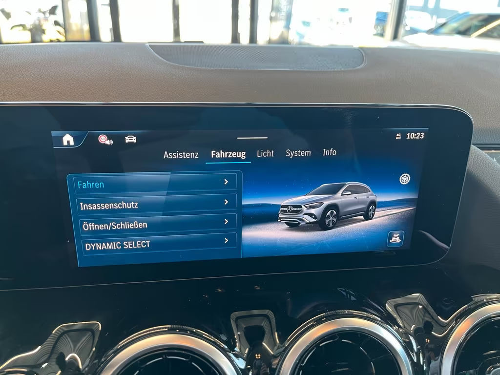 Mercedes-Benz GLA-Klasse