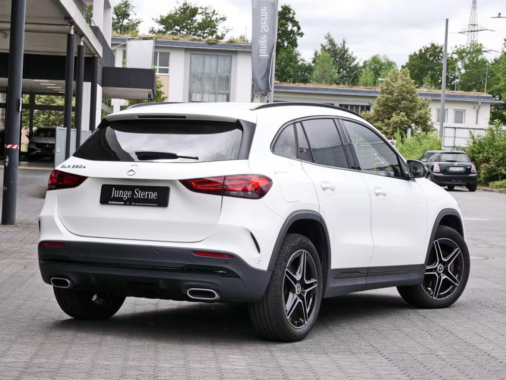 Mercedes-Benz GLA-Klasse