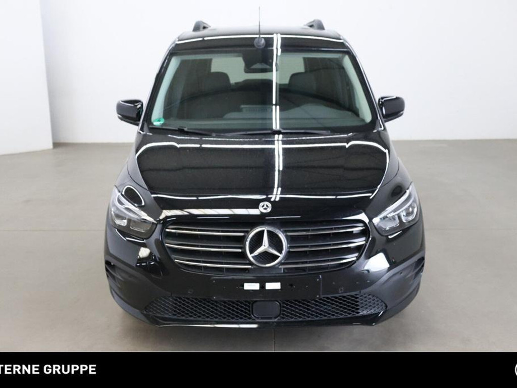 Mercedes-Benz T 180