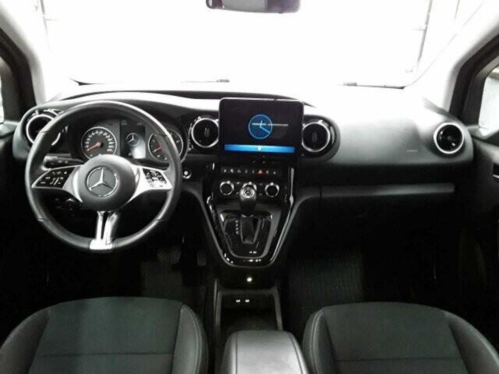 Mercedes-Benz T 180