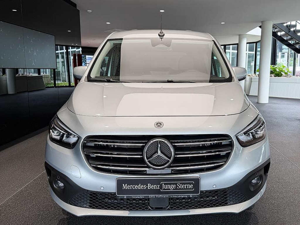 Mercedes-Benz T 180
