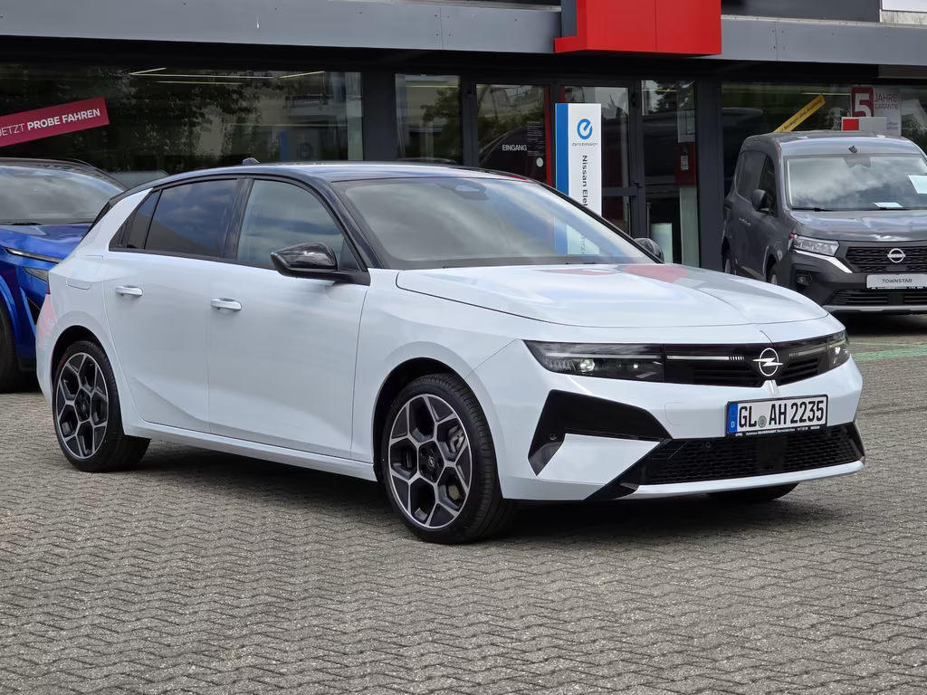 Opel Astra Ultimate